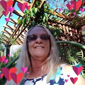 Meet your Posher, Sandra